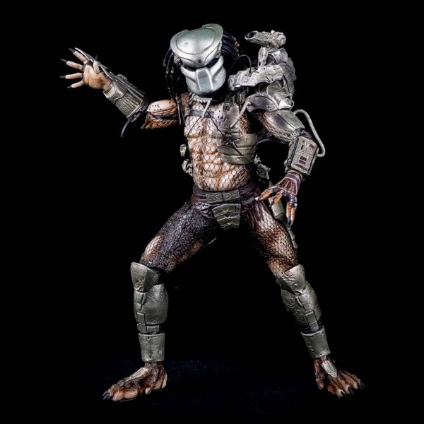 PREDATOR - FIGURA IN SCALA ¼ - JUNGLE HUNTER PREDATOR CON LUCI LED