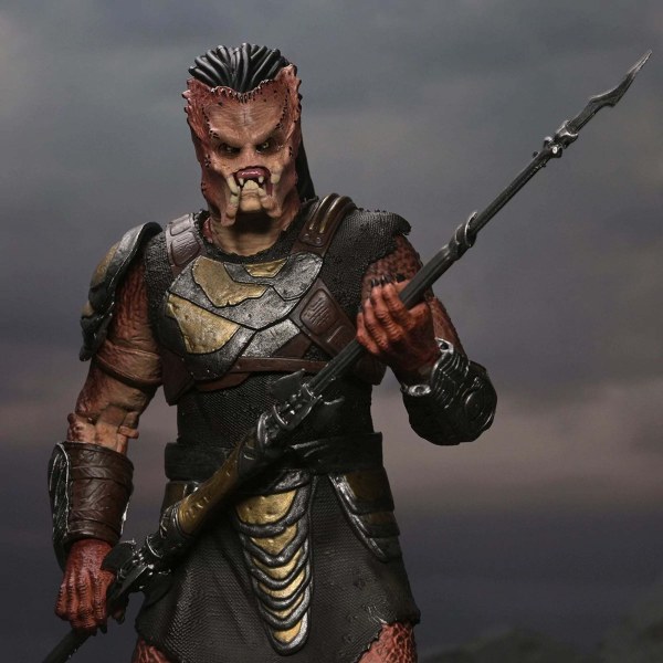 PREDATOR BADLANDS - ACTION FIGURE IN SCALA 7" - ULTIMATE DEK (ARMATURA DA ADDESTRAMENTO)