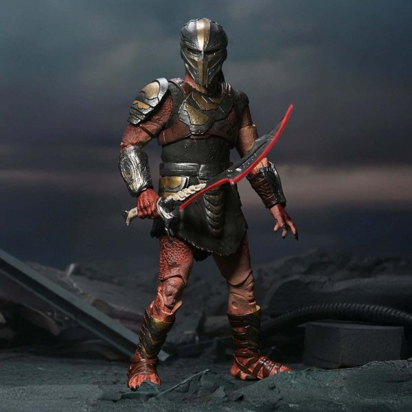 PREDATOR BADLANDS - ACTION FIGURE IN SCALA 7" - ULTIMATE DEK (ARMATURA DA ADDESTRAMENTO)