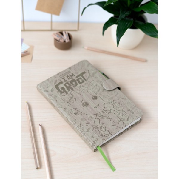QUADERNO PREMIUM A5 CON PENNA PROIETTORE GROOT - MARVEL