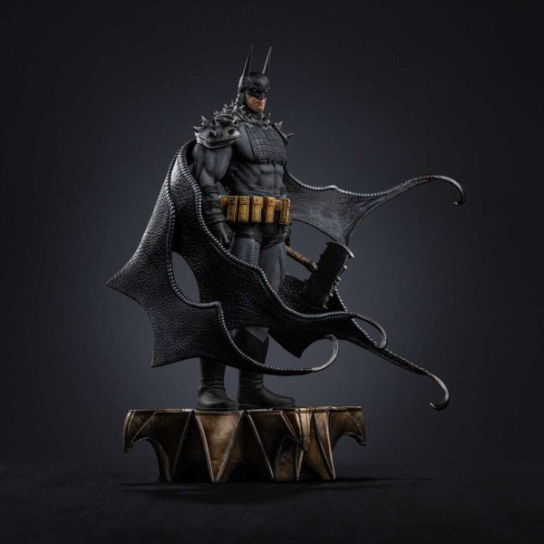 Art Scale Batman Absolute 26 cm - Iron Studios DC Comics