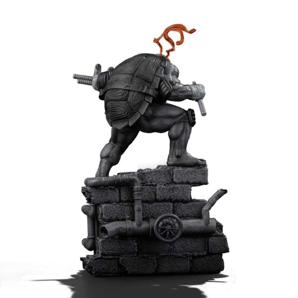 Statuetta Tartarughe Ninja 1/10 Art Scale Michelangelo Variante Bianco e Nero 26 cm