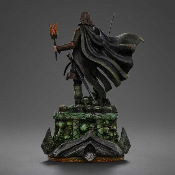 Statua di Aragorn scatenato in Art Scale 1/10 de Il Signore degli Anelli, 31 cm