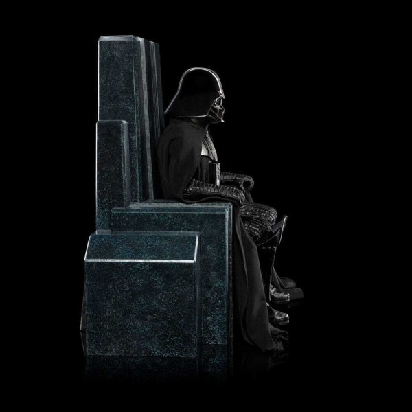 Statuetta Star Wars 1/10 Art Scale Darth Vader sul Trono 18 cm