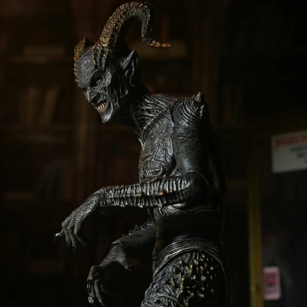 ACTION FIGURE DEFINITIVA DI MALTHUS IL DEMONE - NECA THE CONJURING UNIVERSE