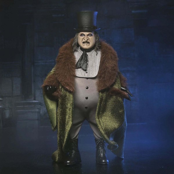 ACTION FIGURE VESTITA IL PINGUINO - NECA BATMAN RETURNS