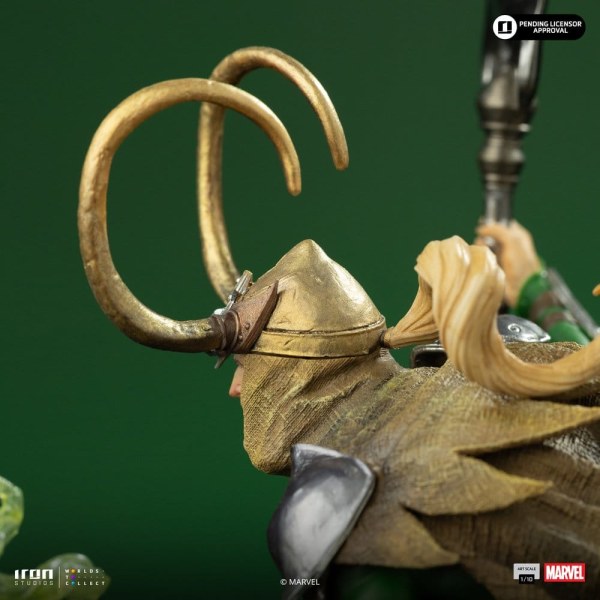 Statuetta Marvel Comics 1/10 Art Scale Loki 28 cm