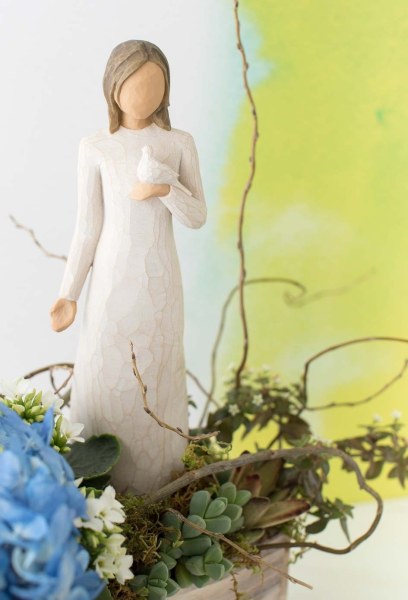 "CON SIMPATIA" STATUINA WILLOW TREE SUSAN LORDI