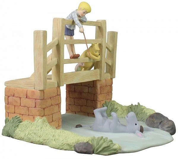CLASSIC POOH DISNEY ENCHANTING