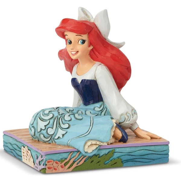 ARIEL IN POSA DISNEY TRADITIONS