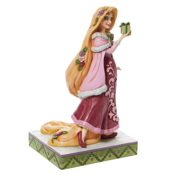 RAPUNZEL CON UN REGALO - DISNEY TRADITIONS