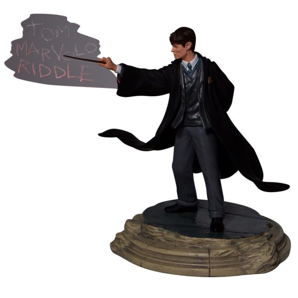 TOM RIDDLE - HARRY POTTER