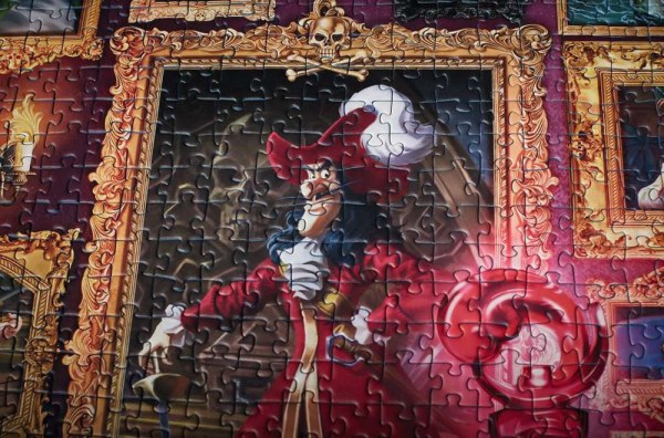 PUZZLE CAPITAN UNCINO ( 1000 PEZZI ) - DISNEY