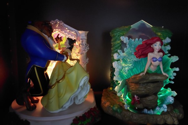 LA BELLA E LA BESTIA LIGHT UP - DISNEY SHOWCASE