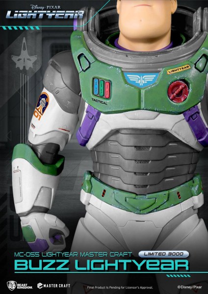 BUZZ LIGHTYEAR - DISNEY MASTERCRAFT