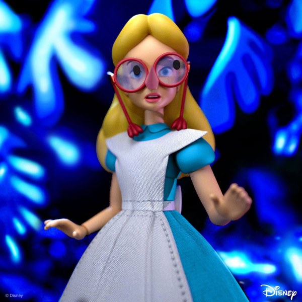 ALICE IN WONDERLAND - DISNEY ULTIMATES