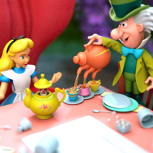 MAD HATTER ALICE IN WONDERLAND - DISNEY ULTIMATES