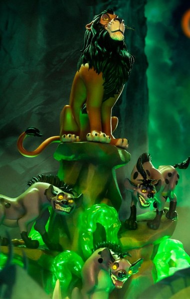SCAR DELUXE ART SCALE - DISNEY RE LEONE